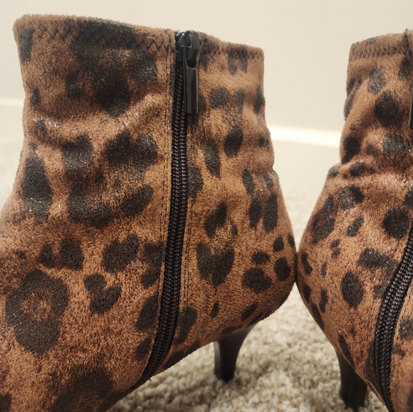 Animal print booties - Picture 8 of 12